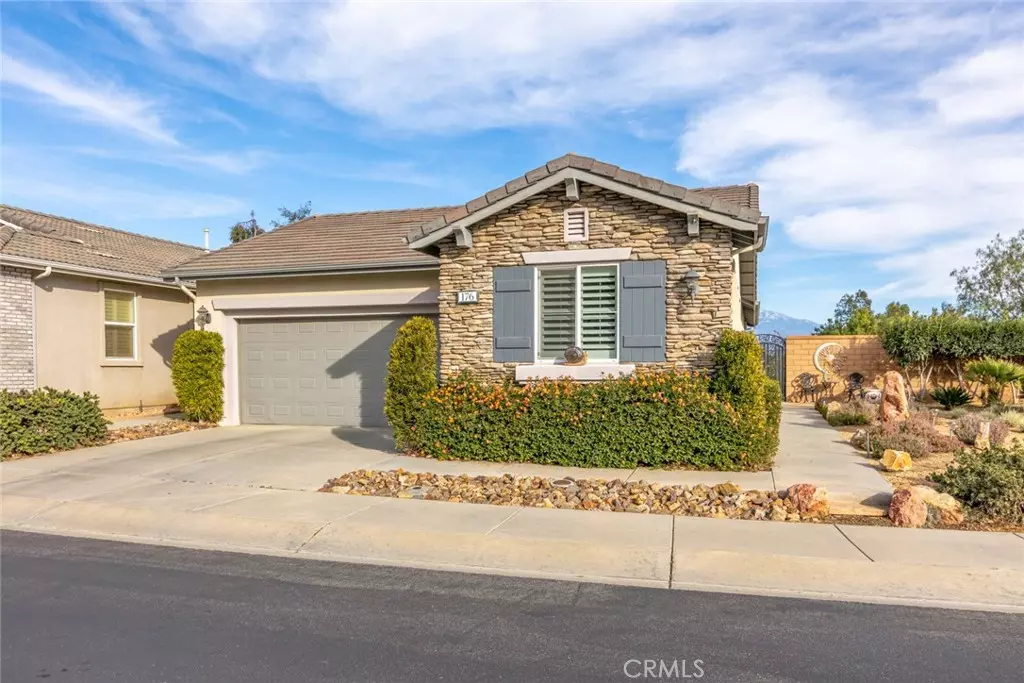 Hemet, CA 92545,176 Furyk WAY