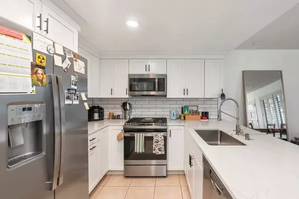 1947 Wellington LN #1, Vista, CA 92081