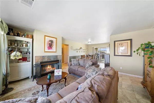 Aguanga, CA 92536,48859 Pinto CT