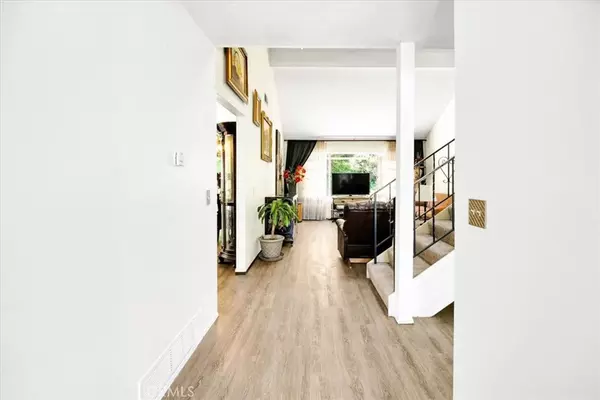 Vista, CA 92083,1035 Phillips ST