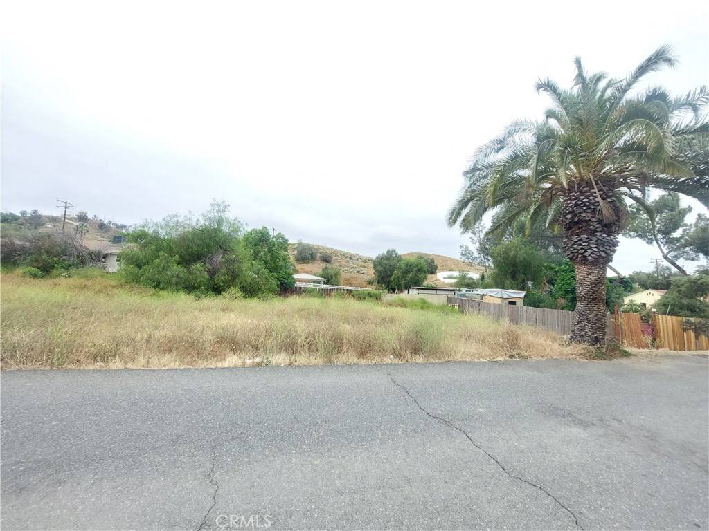 Lake Elsinore, CA 92530,0 Palm DR