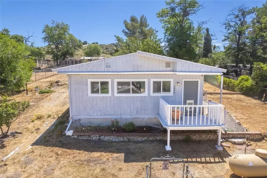 2465 Lilac Trail, Boulevard, CA 91905