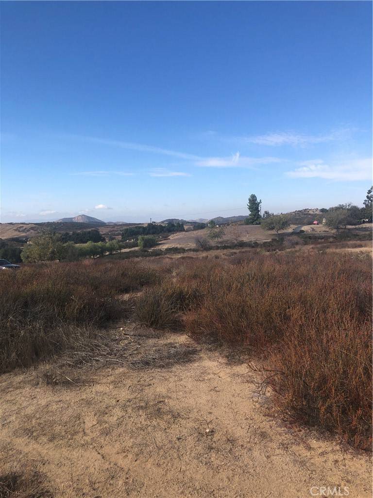 Hemet, CA 92544,2 Calle Piedras