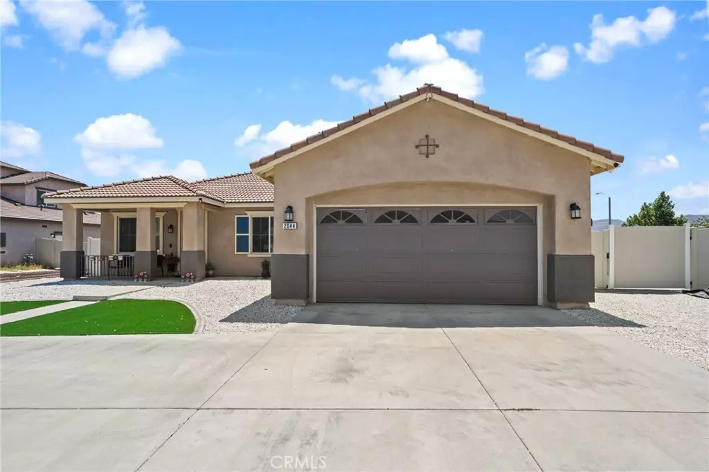San Jacinto, CA 92582,2044 Radiant CIR