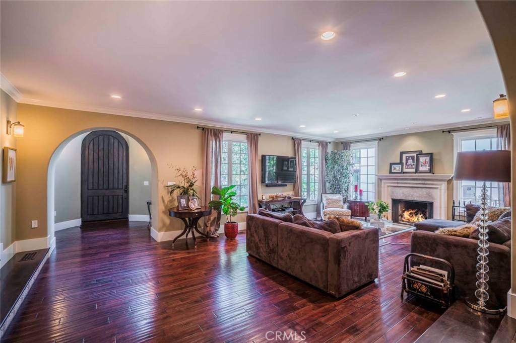 Altadena, CA 91001,2515 Boulder RD