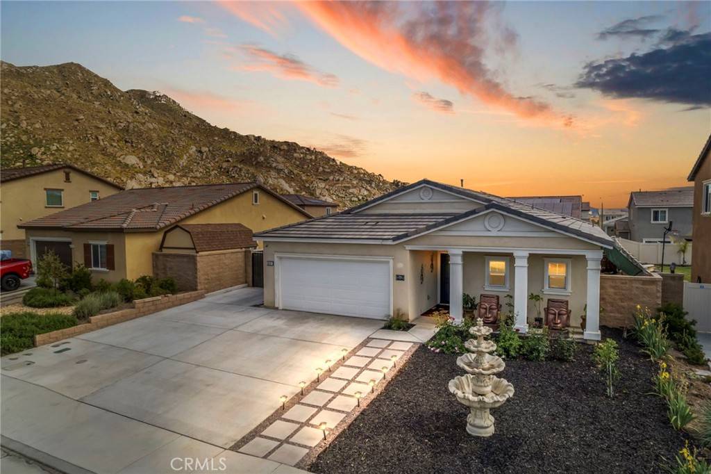30121 Meadow Oaks ST, Menifee, CA 92585