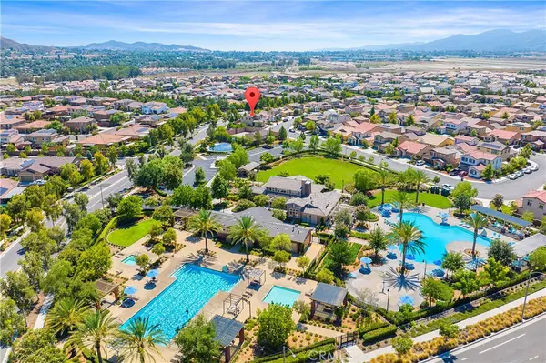 29302 Linden Pl,  Lake Elsinore,  CA 92530