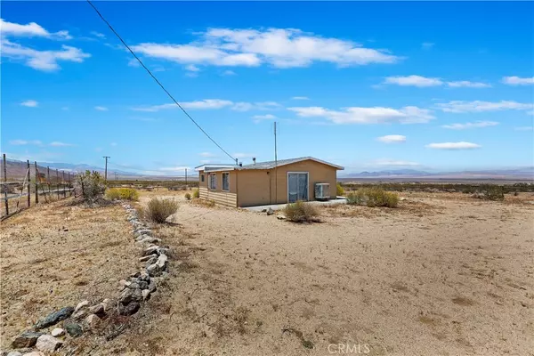 Johnson Valley, CA 92285,48726 Ocotillo RD