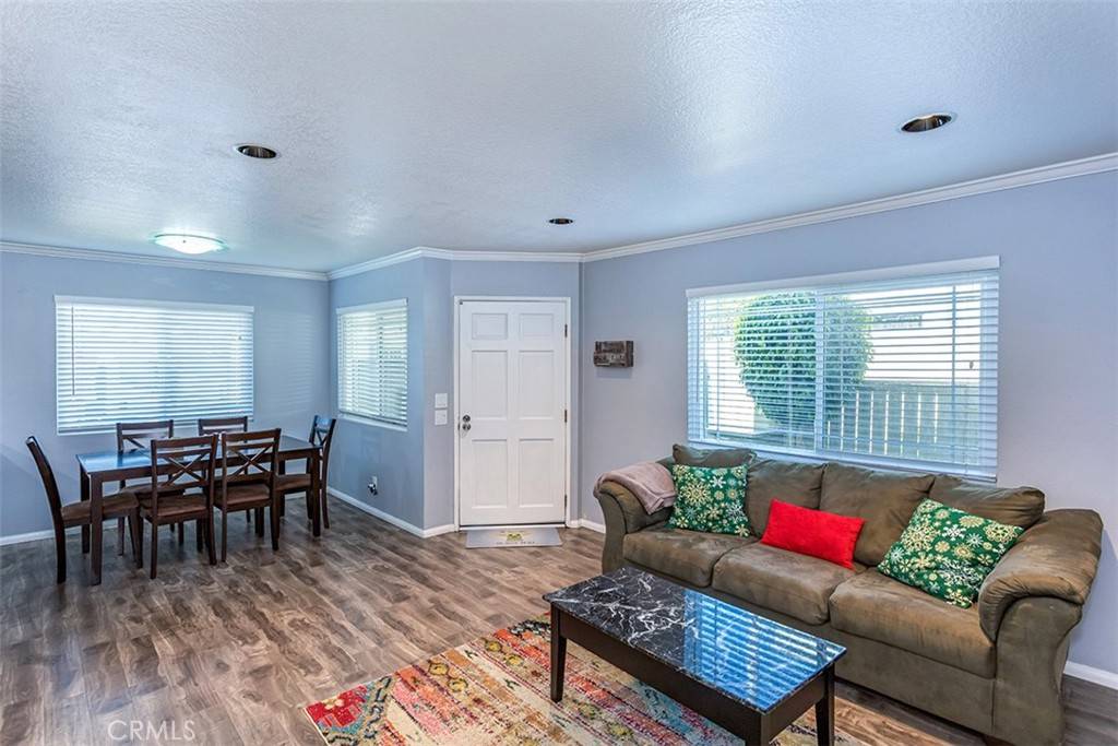 7065 9th St #1, Buena Park, CA 90621