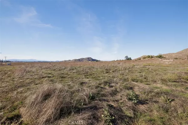 Winchester, CA 92596,31700 Holland RD