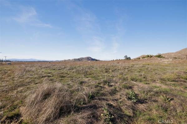 Winchester, CA 92596,31700 Holland RD