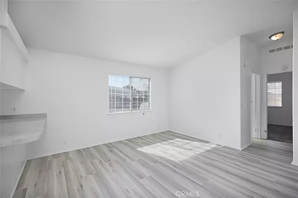Anaheim, CA 92807,5815 E La Palma AVE #291