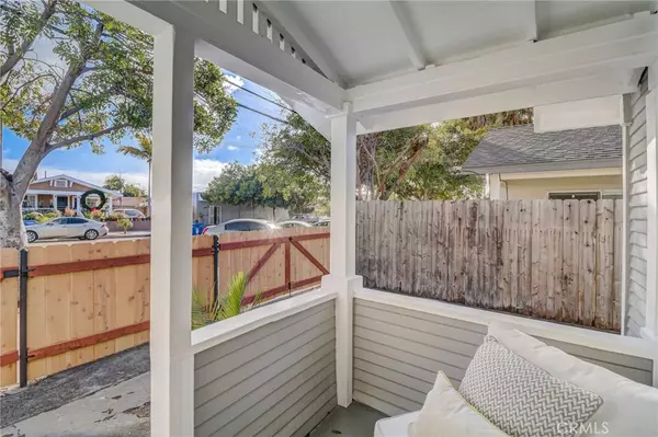 National City, CA 91950,329 W 12th ST