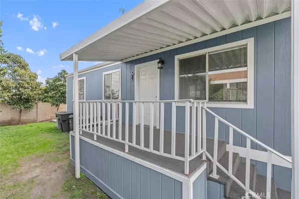 Anaheim, CA 92807,5815 E La Palma AVE #57