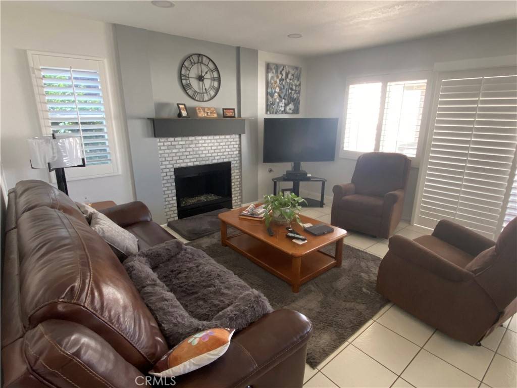 Lake Elsinore, CA 92530,15136 Camphor WAY