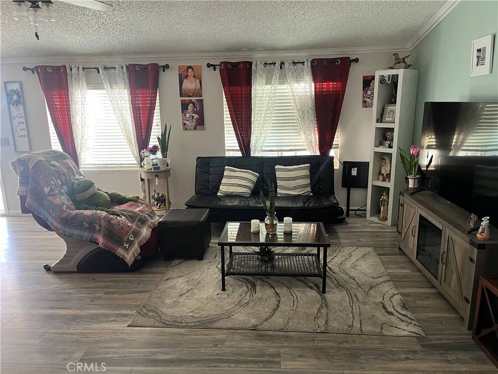 Jurupa Valley, CA 92509,4080 Pedley RD #101
