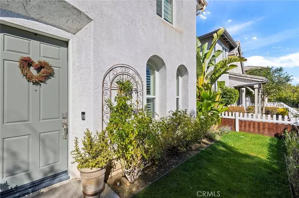 Murrieta, CA 92562,35724 Kittentails LN