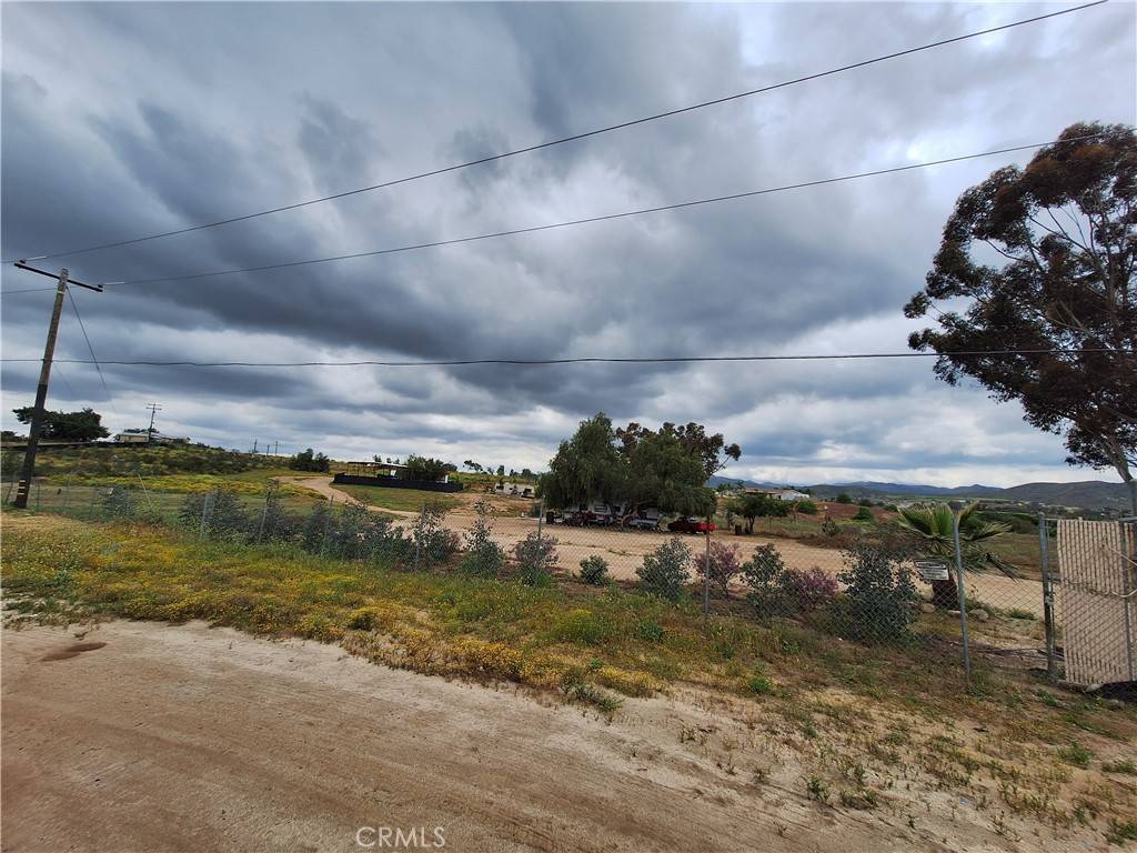 21375 Garza RD, Perris, CA 92570