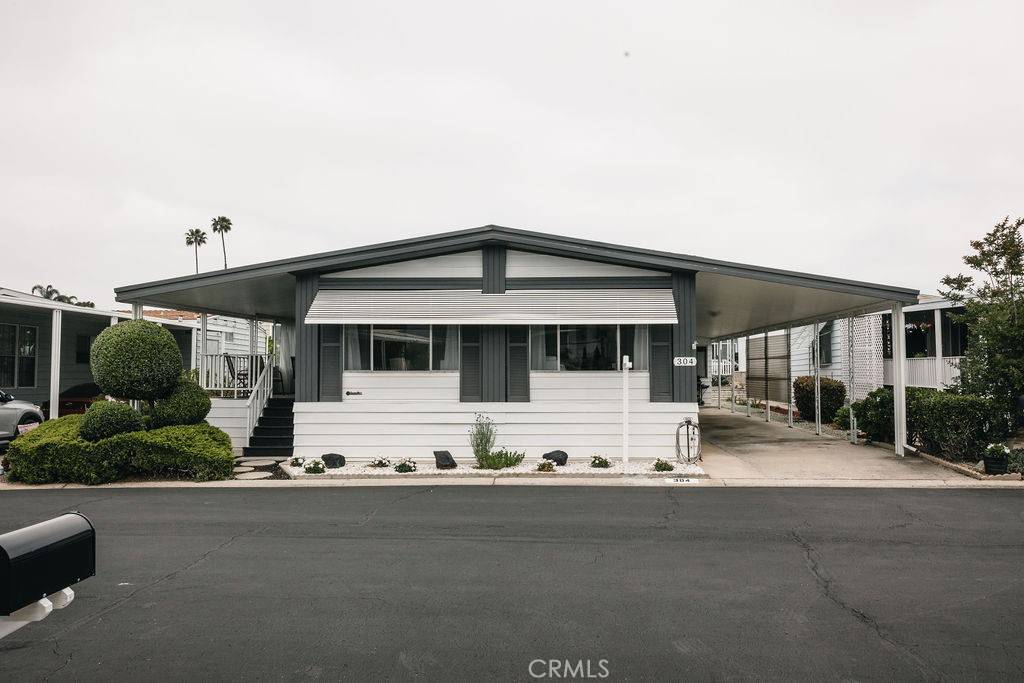 650 S Santa Fe Rd #304, San Marcos, CA 92078