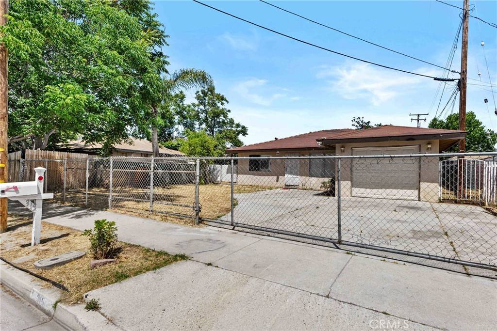 San Jacinto, CA 92583,315 S Mistletoe AVE
