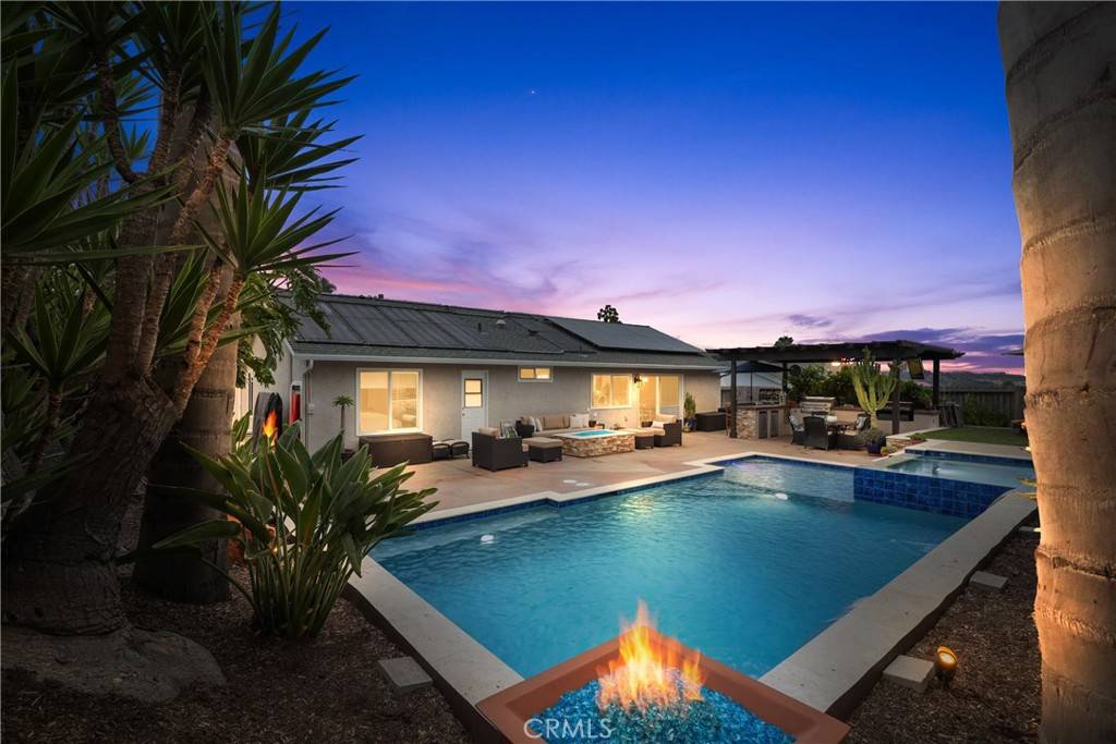 4125 La Portalada DR, Carlsbad, CA 92010
