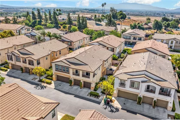 Murrieta, CA 92562,41685 Woodridge AVE #2