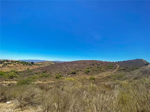 Temecula, CA 92590,888 Via Vueltas