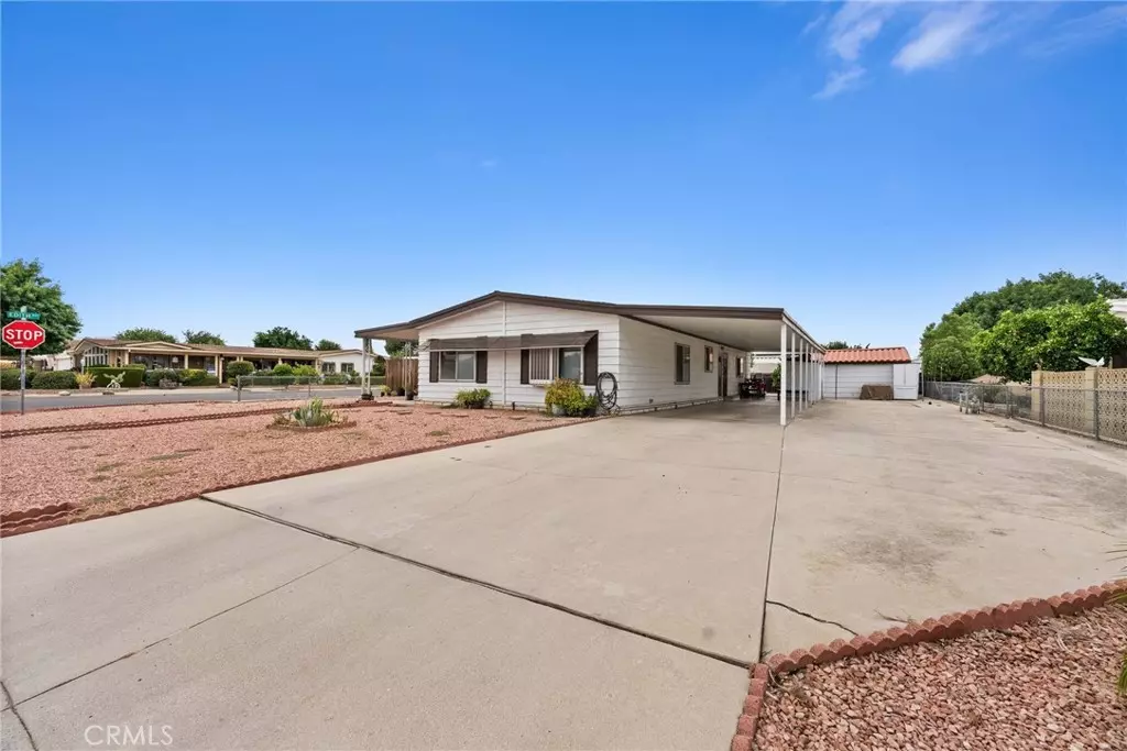 Hemet, CA 92544,24925 Barnett DR