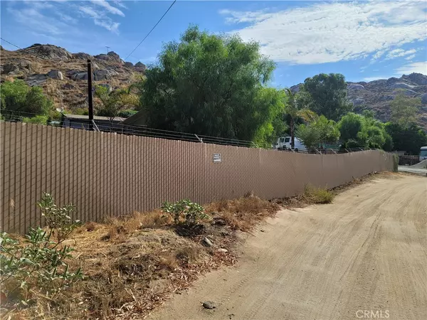 Homeland, CA 92548,25435 Vineta LN