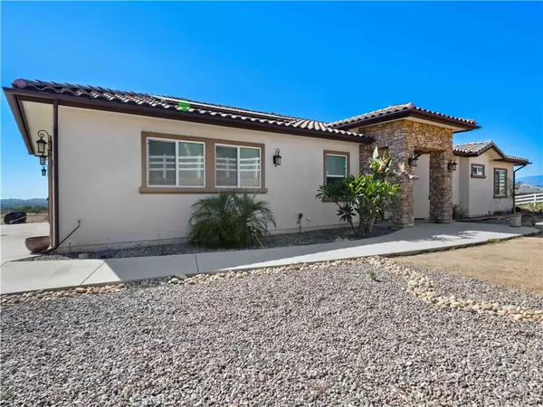 Valley Center, CA 92082,31050 Rosebush LN