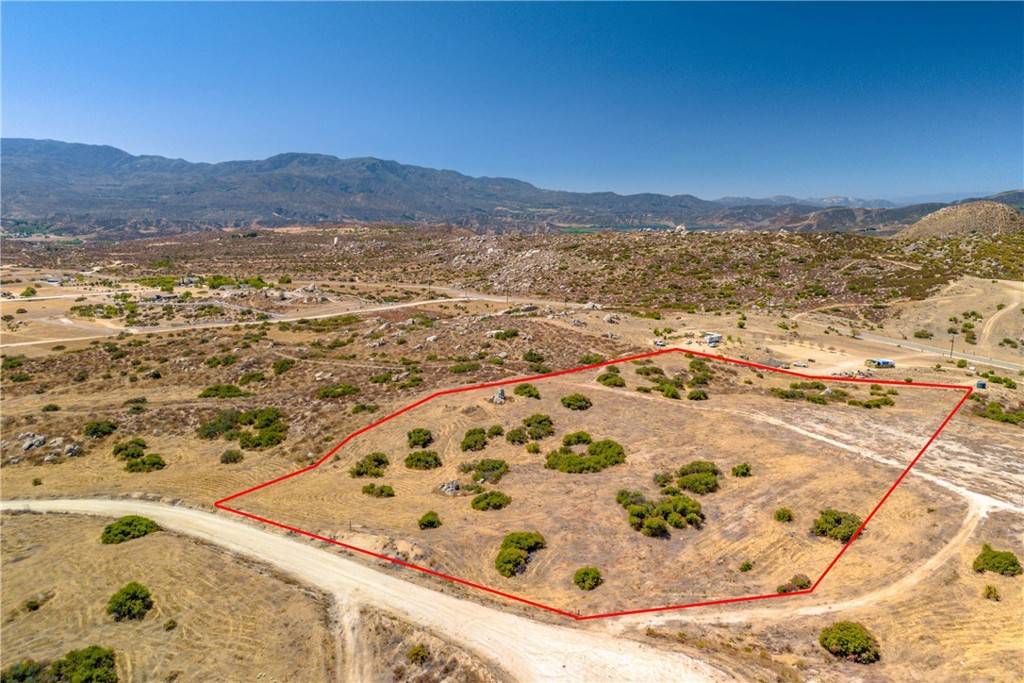 41185 Jojoba Hills CIR, Aguanga, CA 92536