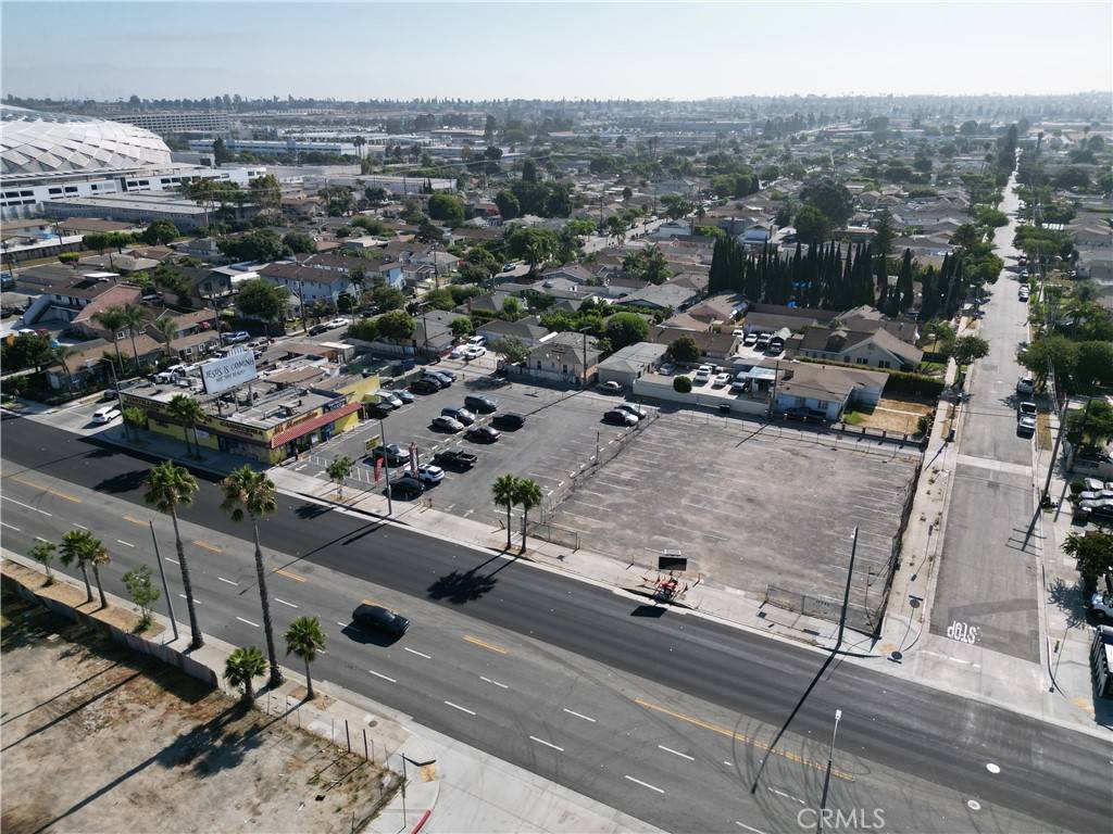 Inglewood, CA 90303,10500 Prairie