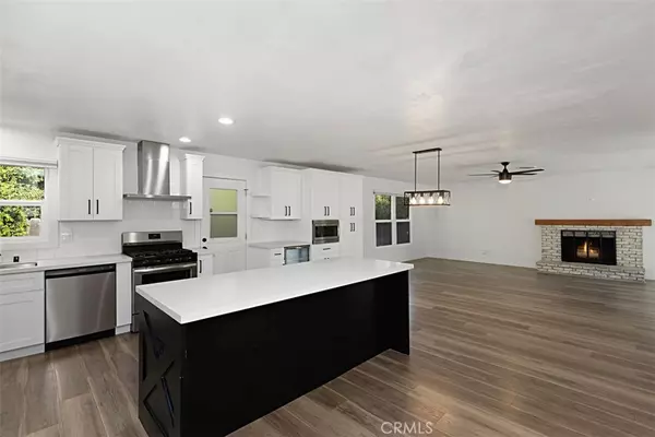 San Diego, CA 92120,5067 Chaucer AVE