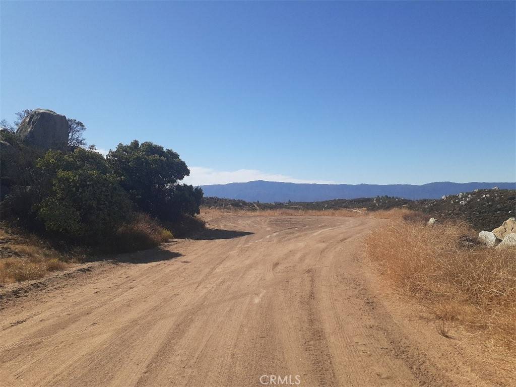Aguanga, CA 92536,41300 Rocky Valley WAY