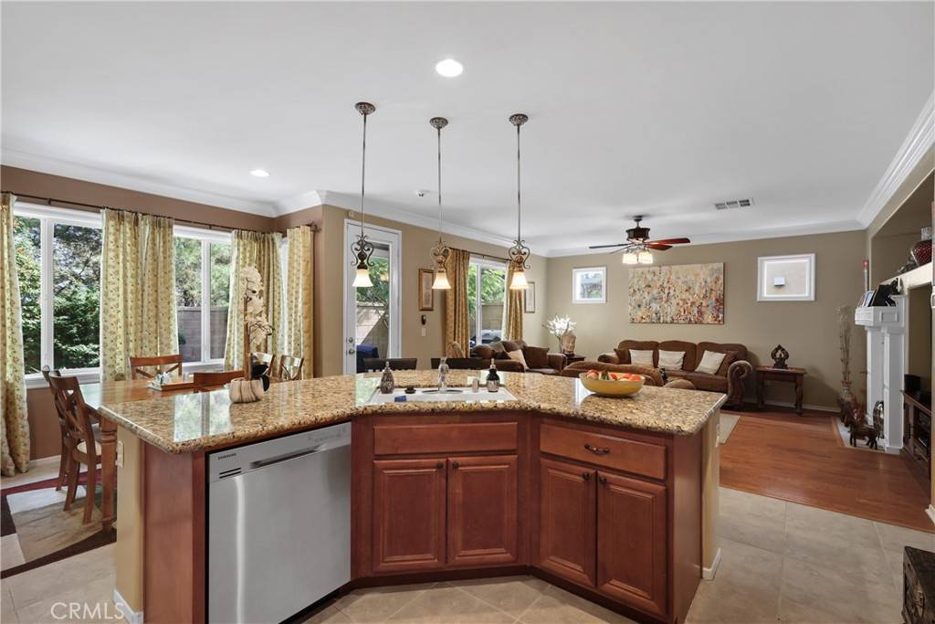 35274 Waimea WAY, Winchester, CA 92596