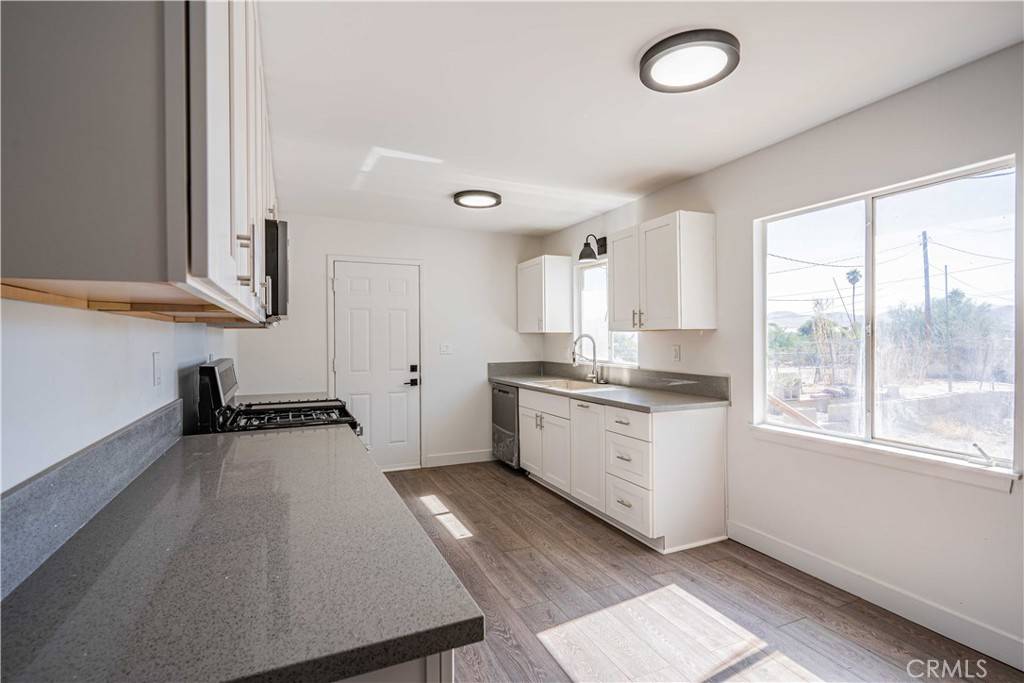 29 Palms, CA 92277,73163 Sun Valley DR