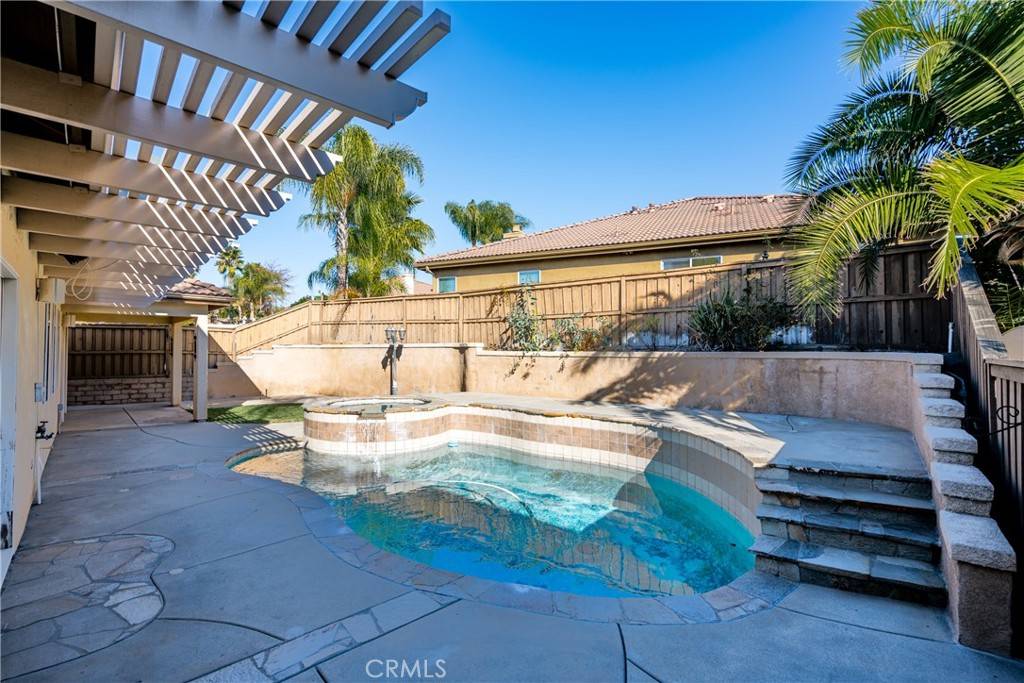 Murrieta, CA 92563,38548 Falkirk DR