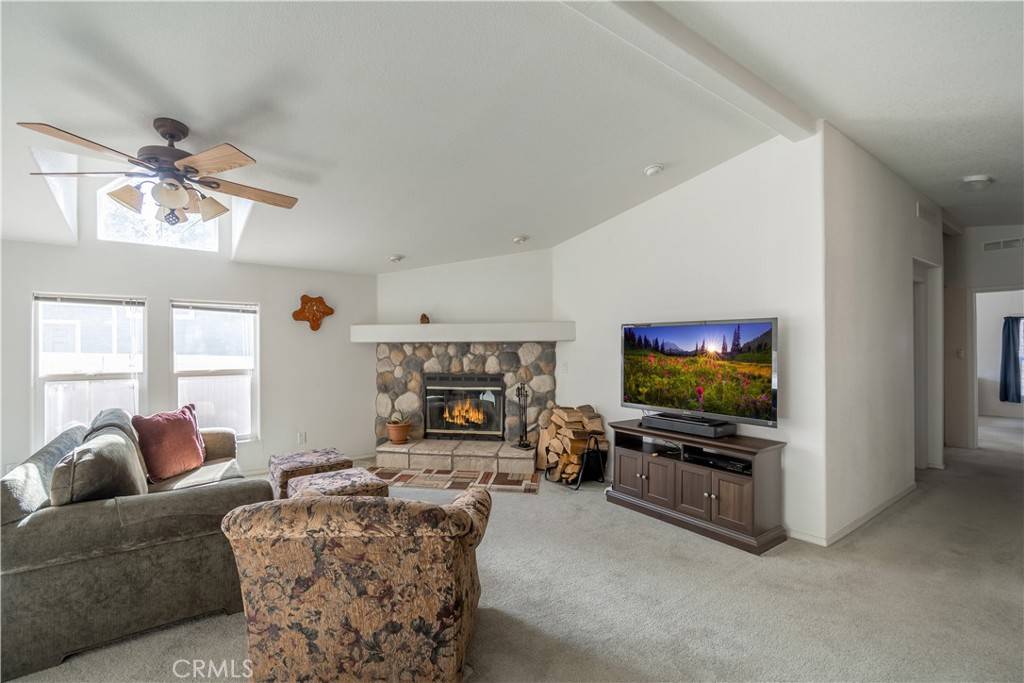 Sugarloaf, CA 92386,460 Sunset LN
