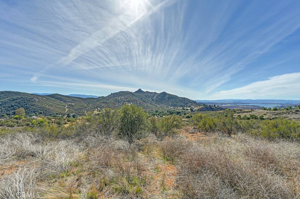 Temecula, CA 92592,0 Overview DR