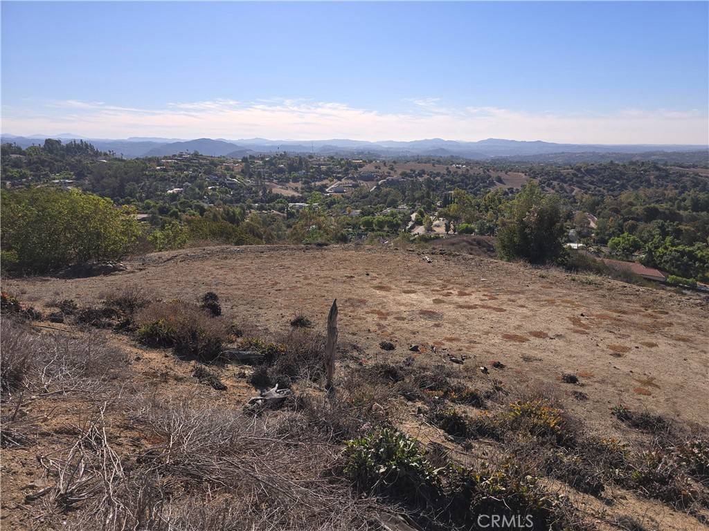 Fallbrook, CA 92028,1387 Las Vistas RD