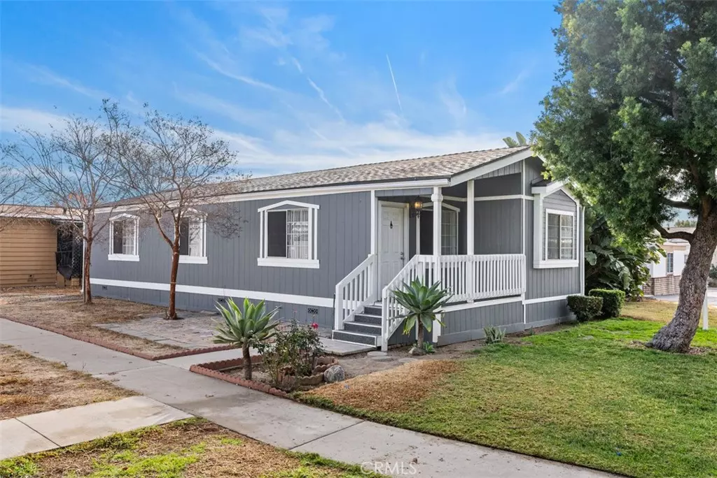 Anaheim, CA 92807,5815 E La Palma AVE #296