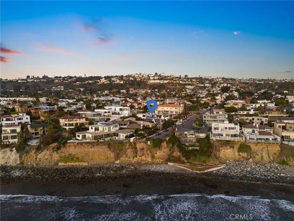 La Jolla, CA 92037,322 Forward ST