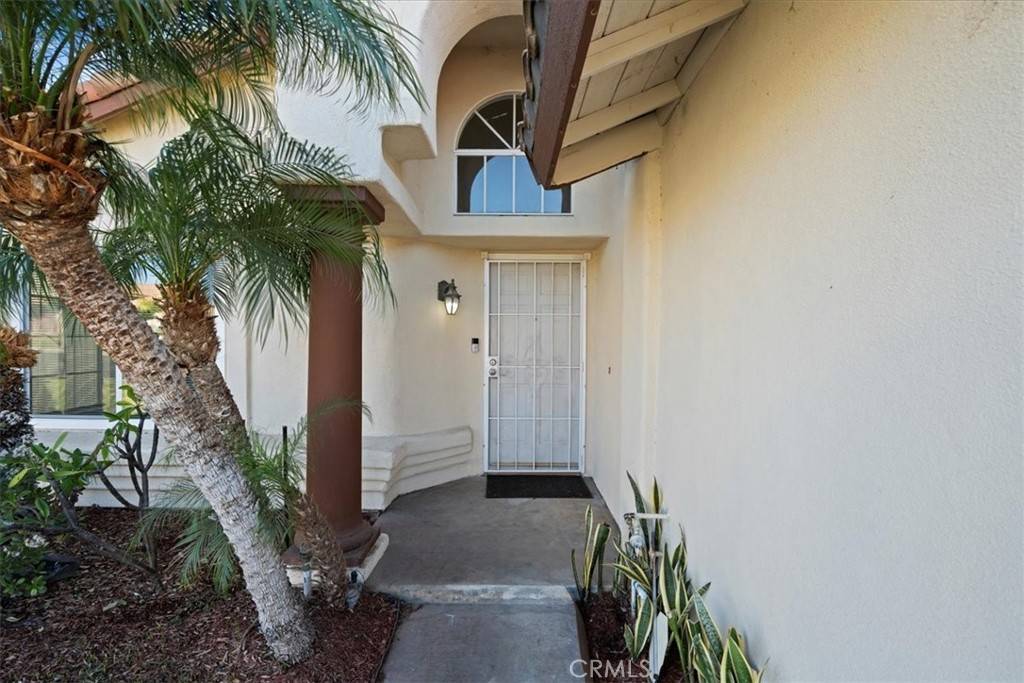 Riverside, CA 92503,13006 August CIR