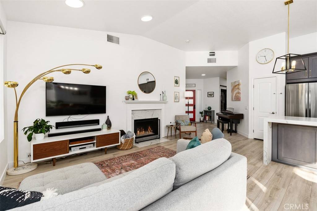 Corona, CA 92883,13569 Basswood DR