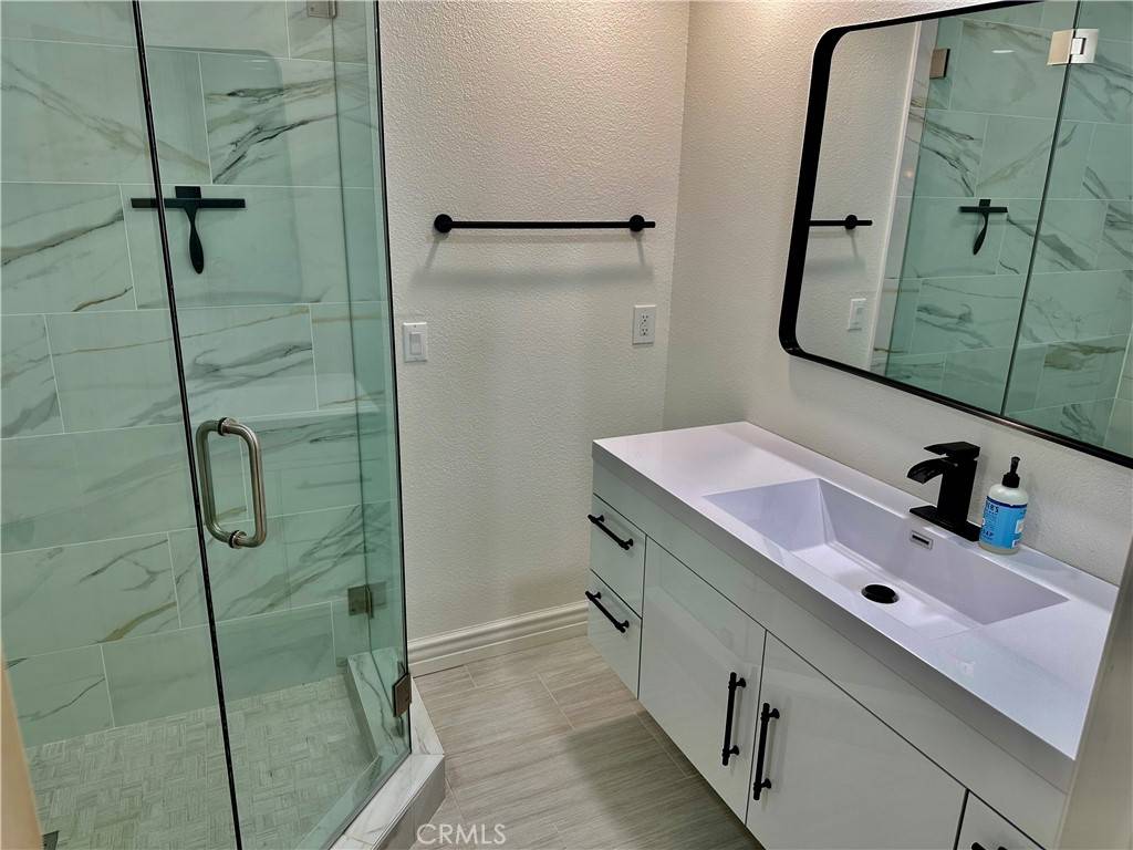 Canyon Lake, CA 92587,22700 Cascade DR