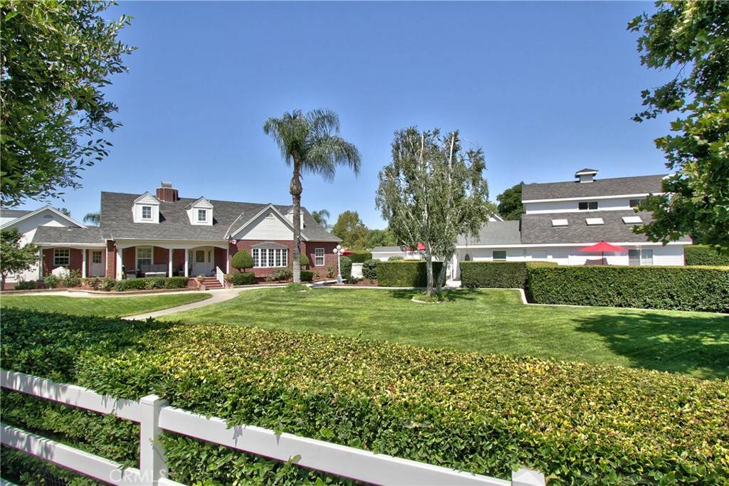 Murrieta, CA 92562,41548 Hutchison CT
