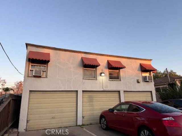 Dinuba, CA 93618,102 N Lincoln AVE