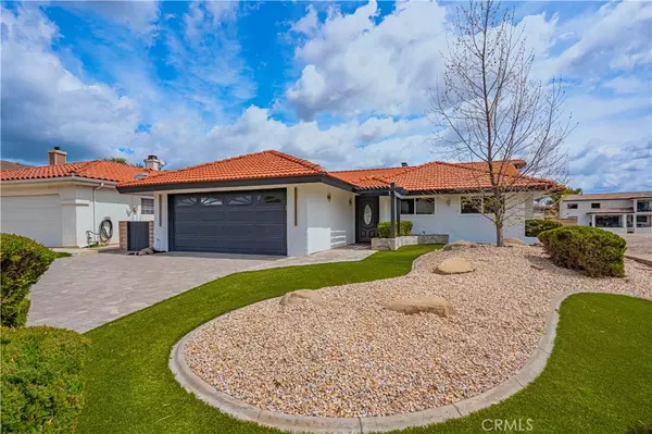 30567 Sea Horse CIR, Canyon Lake, CA 92587