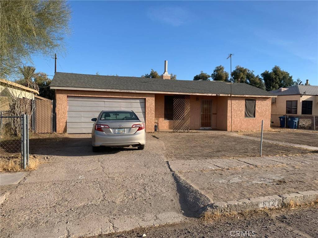 Needles, CA 92363,612 California AVE