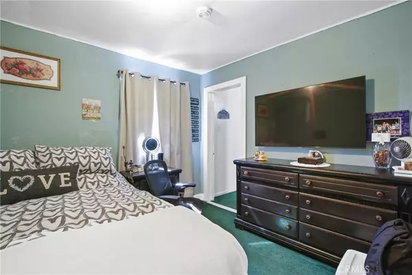 La Habra, CA 90631,217 S College ST